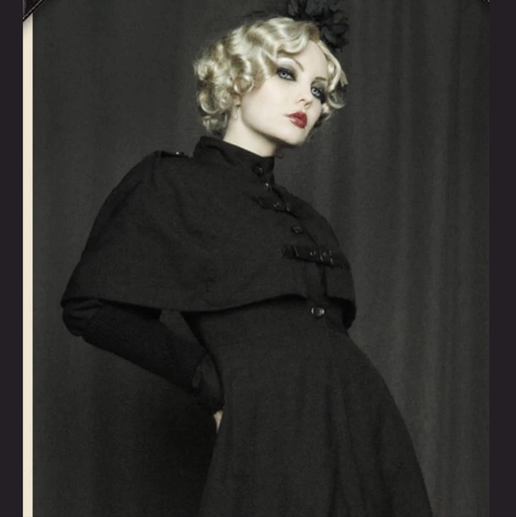 Ophelia Darkly Caped Coat - Picture 2 of 4